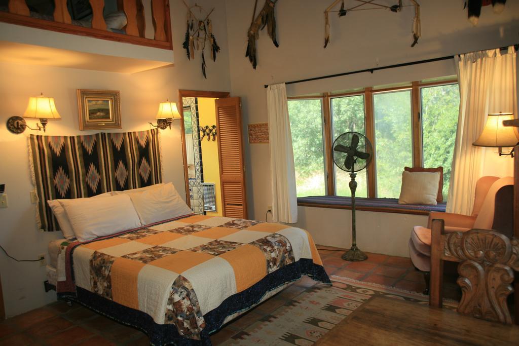 Spirit Tree Inn B&B Patagonia Exterior photo