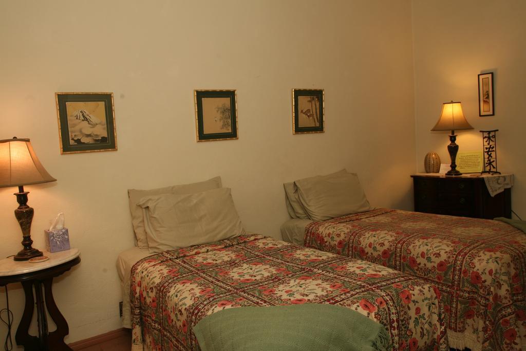 Spirit Tree Inn B&B Patagonia Exterior photo