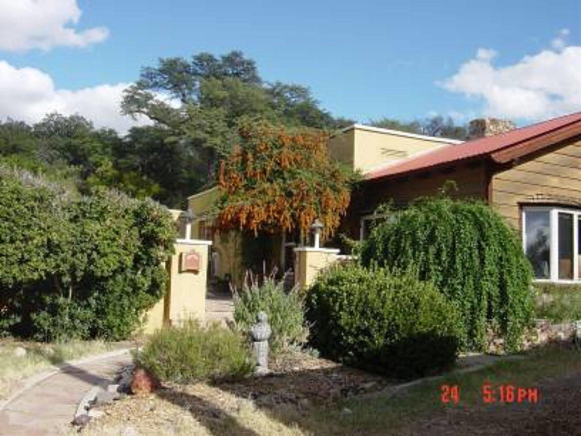 Spirit Tree Inn B&B Patagonia Exterior photo