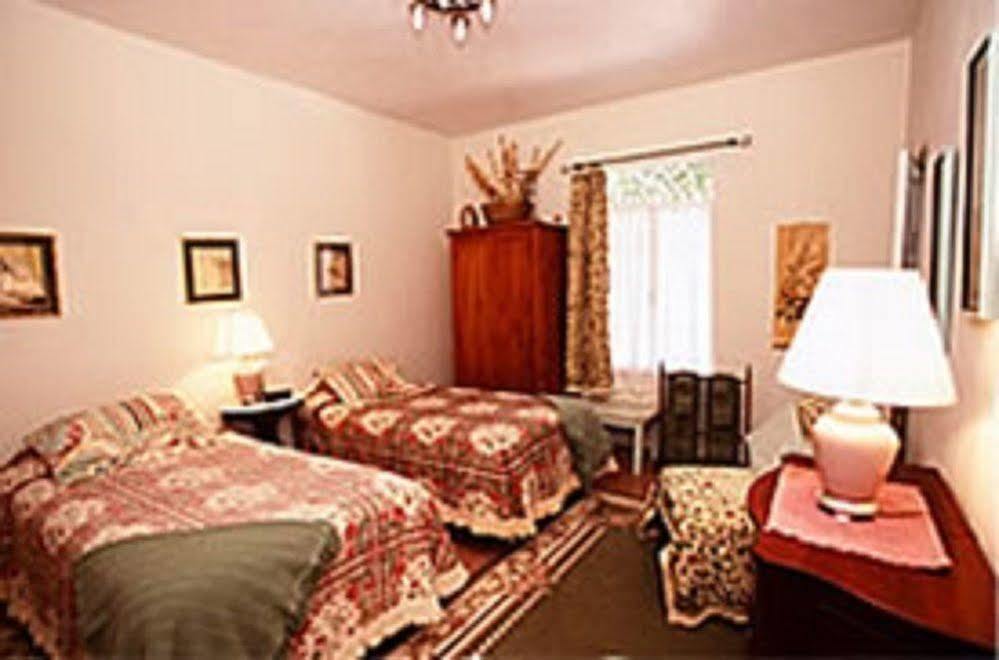 Spirit Tree Inn B&B Patagonia Exterior photo